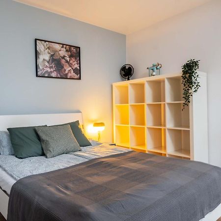 Indigo Studios Pge Narodowy Варшава Экстерьер фото